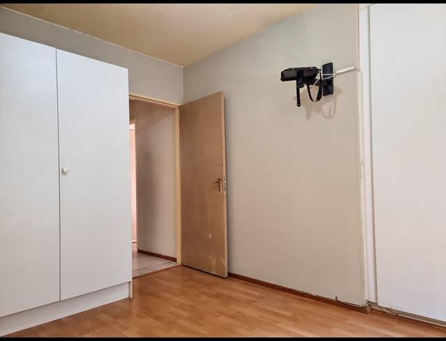2 BEDROOM TOWNHOUSE RENTED IN GLENANDA